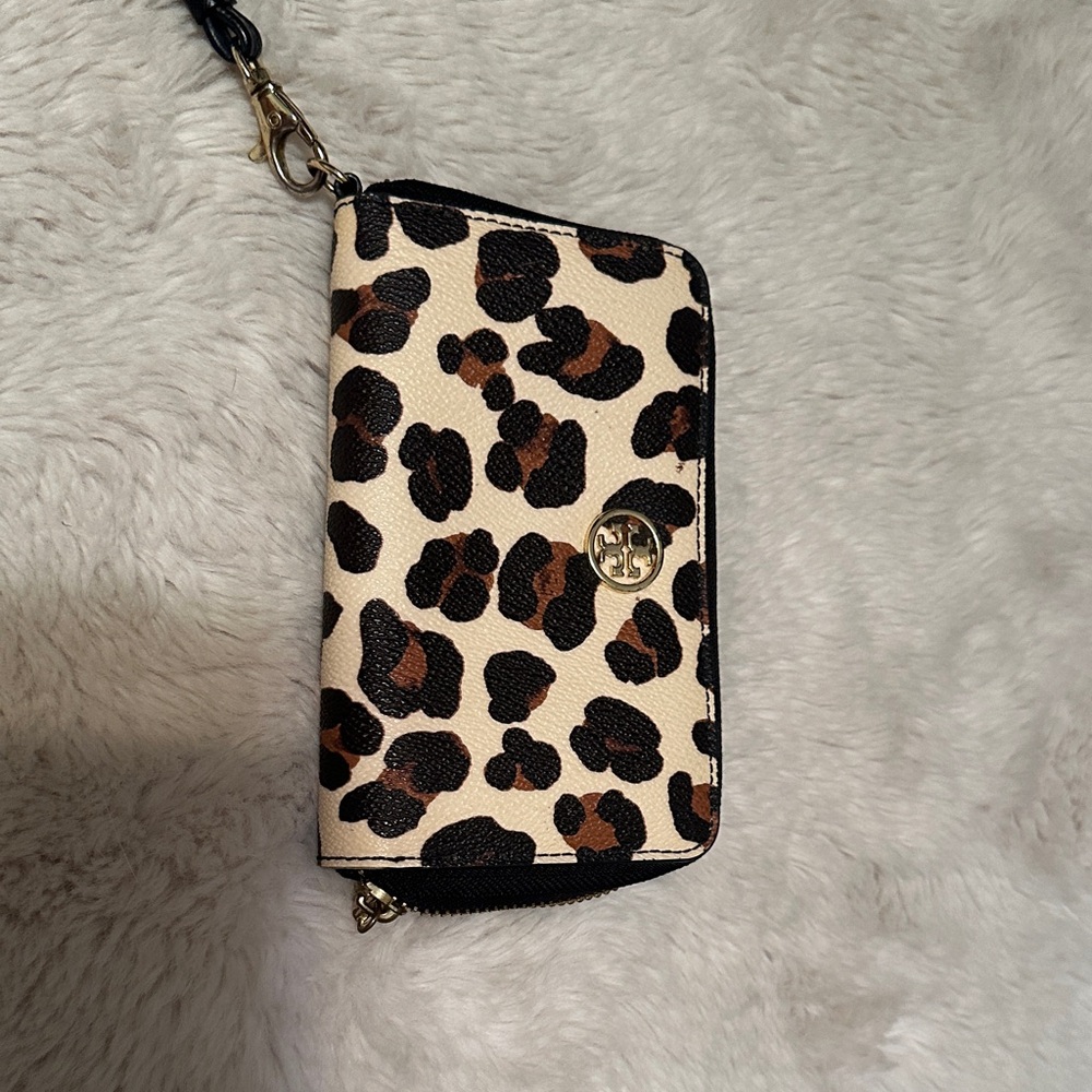 Tory Burch Leopard Print Wallet